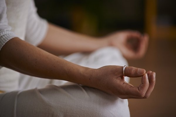 Transformez votre pratique avec le tantra yoga en europe